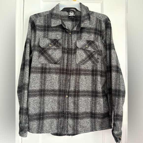 Colorado Clothing Men’s Plaid Flannel Button Up Gray- Black Shirt Sz: Large - Picture 2 of 12